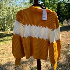 Gold and white sweater from French Connection.  Super soft size medium.